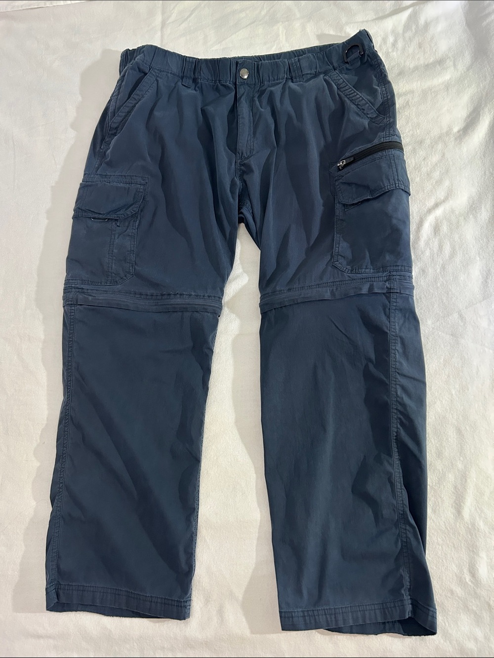 Men's Navy Convertible Cargo Pants - Casual Utility Style